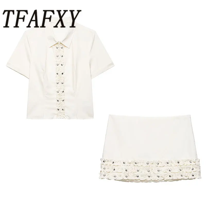 

TFAFXY Повседневный комплект из 2 предметов: женский блейзер с заклепками и коротким рукавом + мини-юбка с высокой талией, модные летние комплекты 2026
