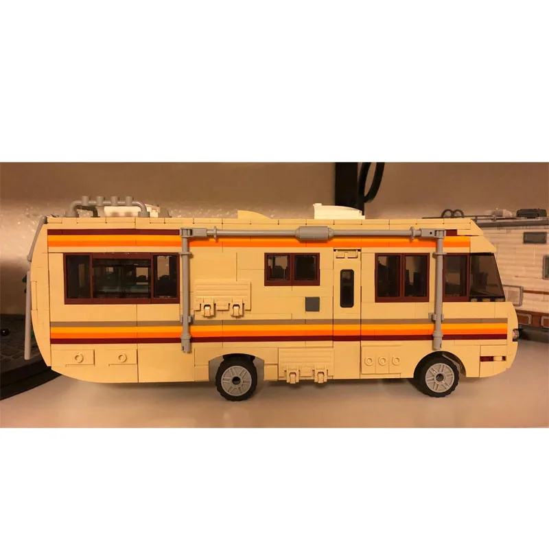 

MOC-134219Classic Movie Drug Manufacturing CargoTransport Truck Building Blocks Model678PartsMOC Creative Toys for Boys and Kids