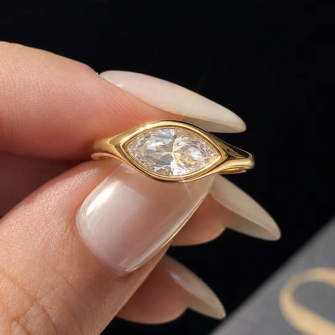 A 925 Silver 1-Carat Marquise-Cut Moissanite Ring—Unisex, Minimalist, and Elegant.