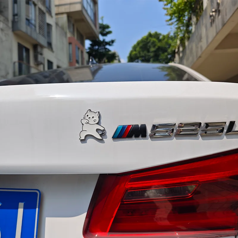 Car stickers cute cat metal stickers pet personalized scratches cover side windows creative car tail label decorative stickers