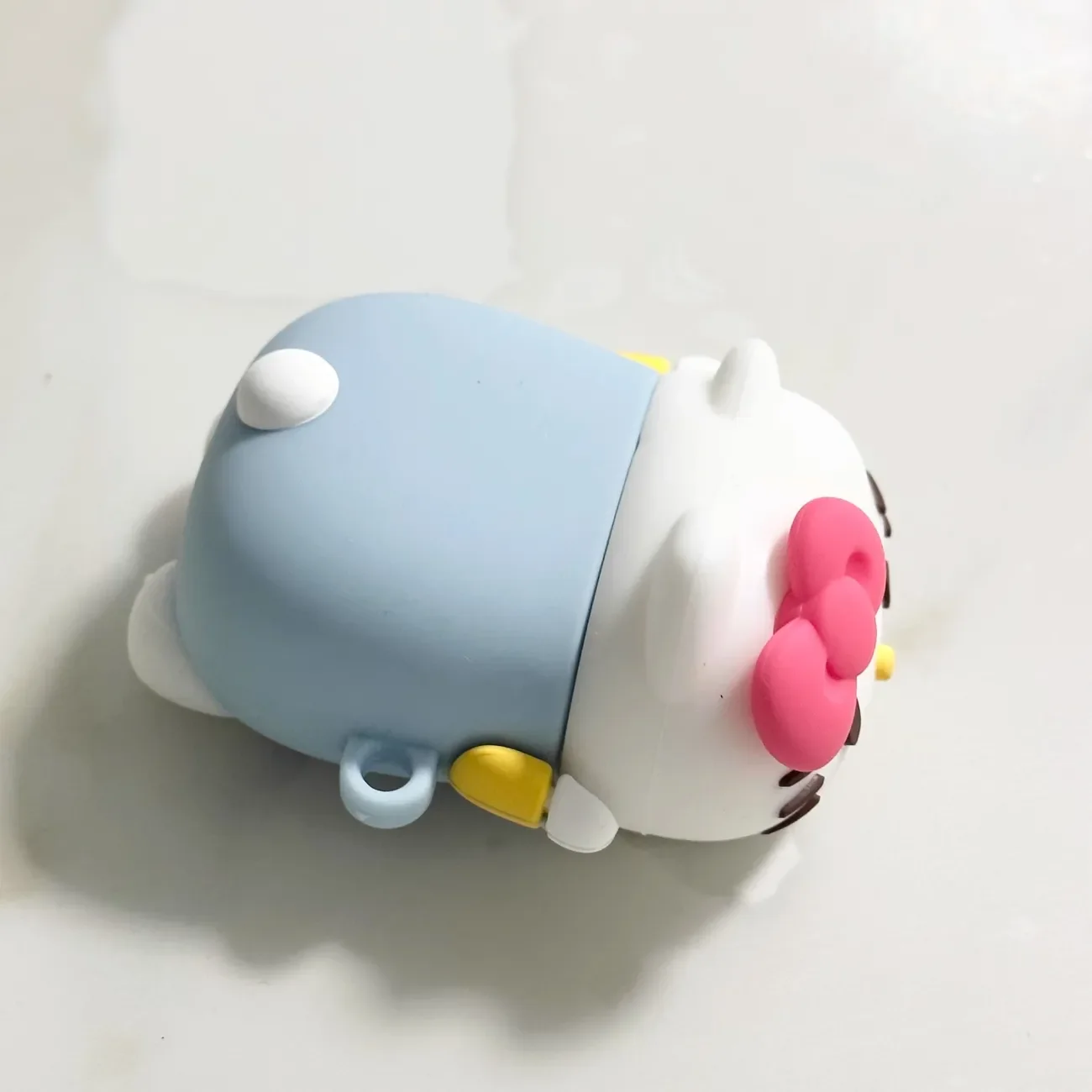 

New Kawaii Sanrio Hellokitty Airpods Pro1 2 Case Anime Cartoon Bluetooth Headphone Case Airpods Silicone Protective Student Gift