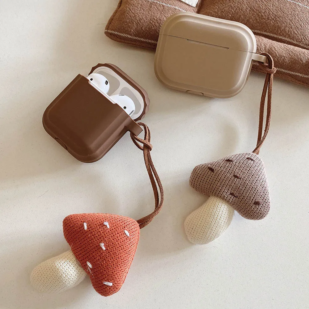 무광 다크 브라운 소프트 실리콘 이어폰 충격 방지 보호 커버, 애플 에어팟 4 3 2 1 프로 2 케이스, 사랑스러운 버섯 펜던트 포함
