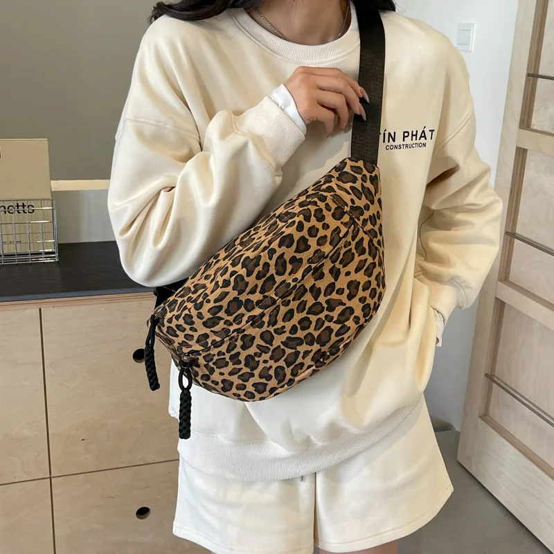 Riñonera con estampado de leopardo para mujer, bolso de cintura de moda, riñonera de tendencia urbana, cinturón de lona, bolsos cruzados de hombro de diseñador