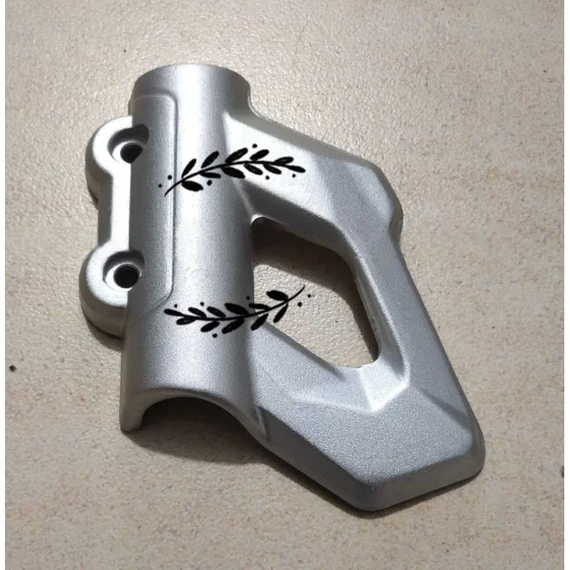 Left Right Footrest Aluminum Cover Frame Trim Panel For Benelli BJ250-18 TRK251