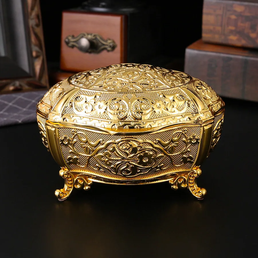 Vintage Metal Jewelry Box Oval Trinket Organizer Ring Box Case with Pattern Jewelry Storage Box For Ring Necklace Gift for Girls
