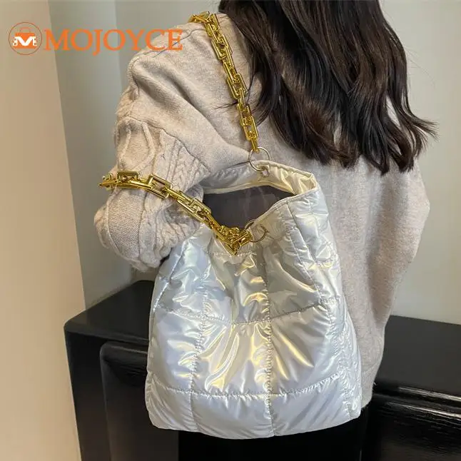 Space Cotton Chain Decor Tote Bag Winter Down Luxury Handbag 2023 Women Puffer Underarm Bag Designer Large Capacity Shoulder Bag