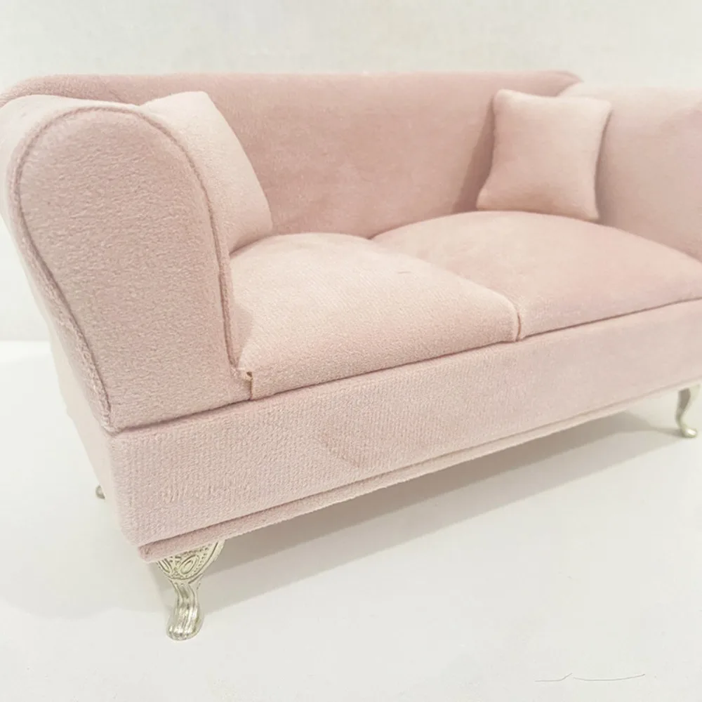

Dutch Velvet Sofa Shaped Jewelry Box Bracelet Elegant Mini Couch Earrings Ring Display Stand Luxury Pink Doll House Furniture