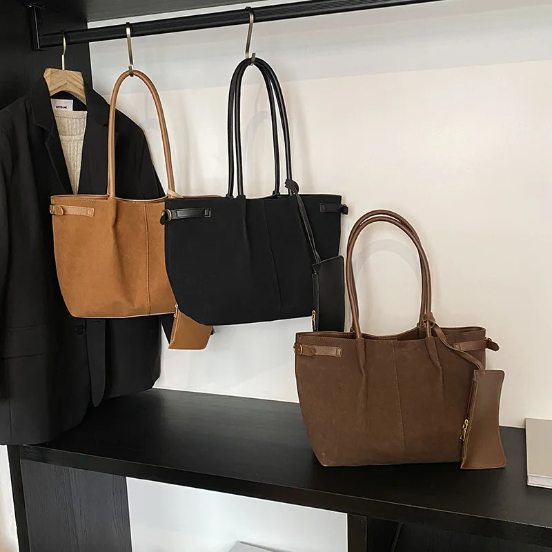 

2025 Autumn Winter Niche Tote Bag, Spacious Top Handle Purse for Women, Casual Commuter Shoulder Bag, Versatile Day to Night