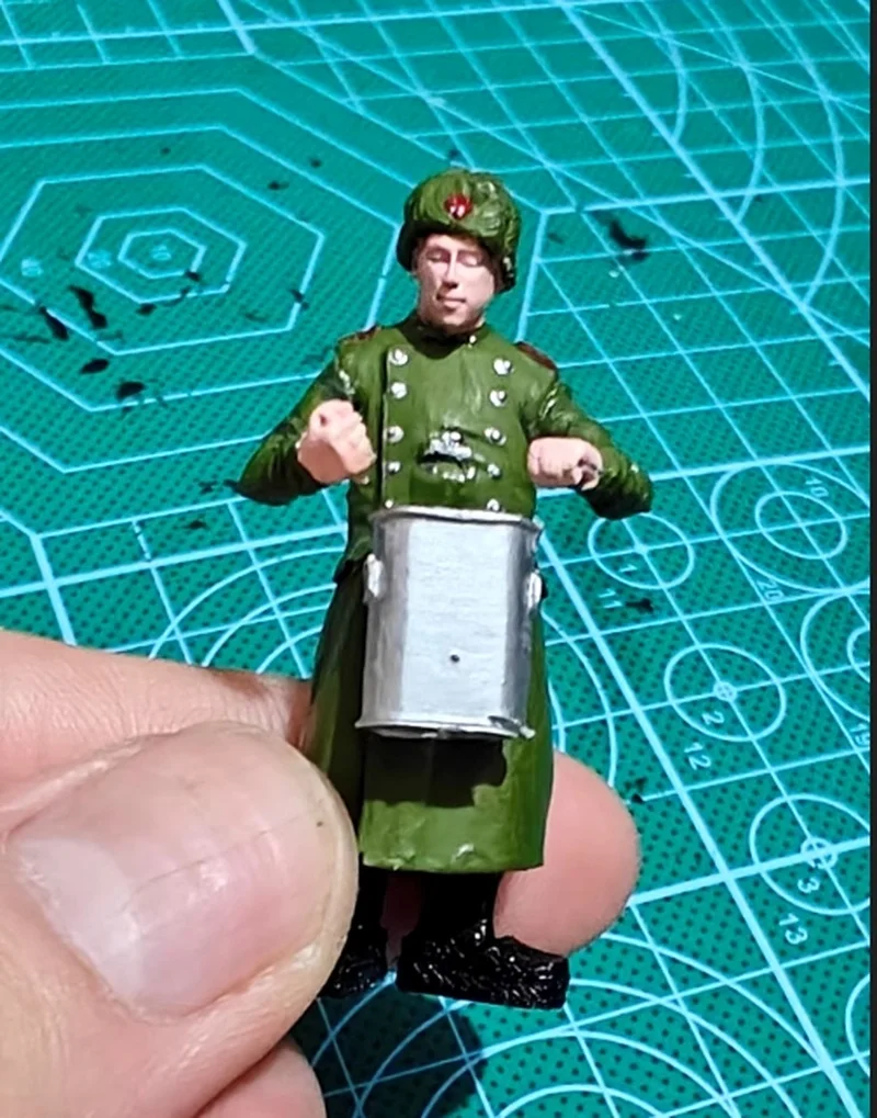 1/35 レジンモデルキット、兵士と子供のディナー置物白型未組み立て未塗装 Gk 誕生日ギフト