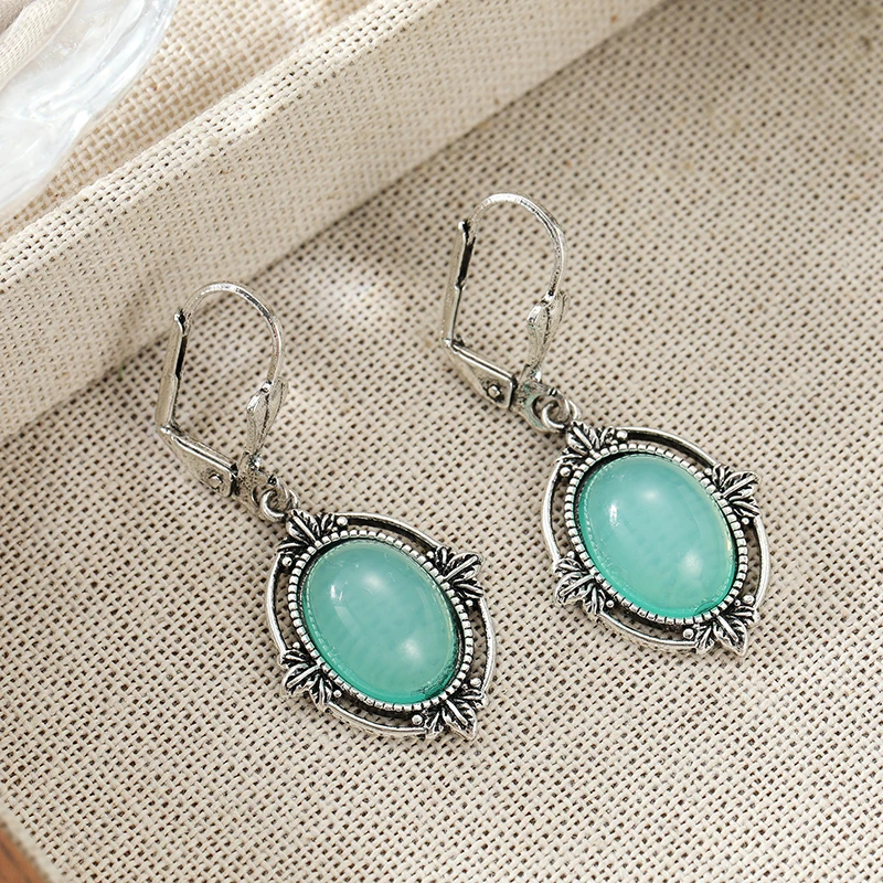 Vintage Inlaid Green Stone Dangle Women's Earrings Trendy Silver Color Hand Carving Pattern Daily Wear Party Jewelry