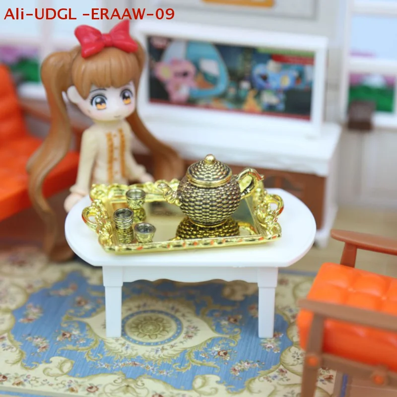 Quirky Miniature Kitchen Tools for Doll House, Ideal for Toy-themed Decorative Accessories