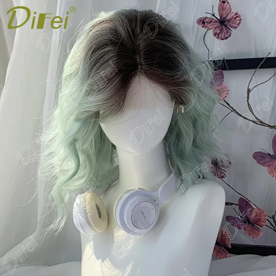 

Synthetic Forehead Lace Lolita Wig Natural Autumn Gradient Wavy Curly Hair Wig With Bangs Is Suitable For Role-playing Wear Use