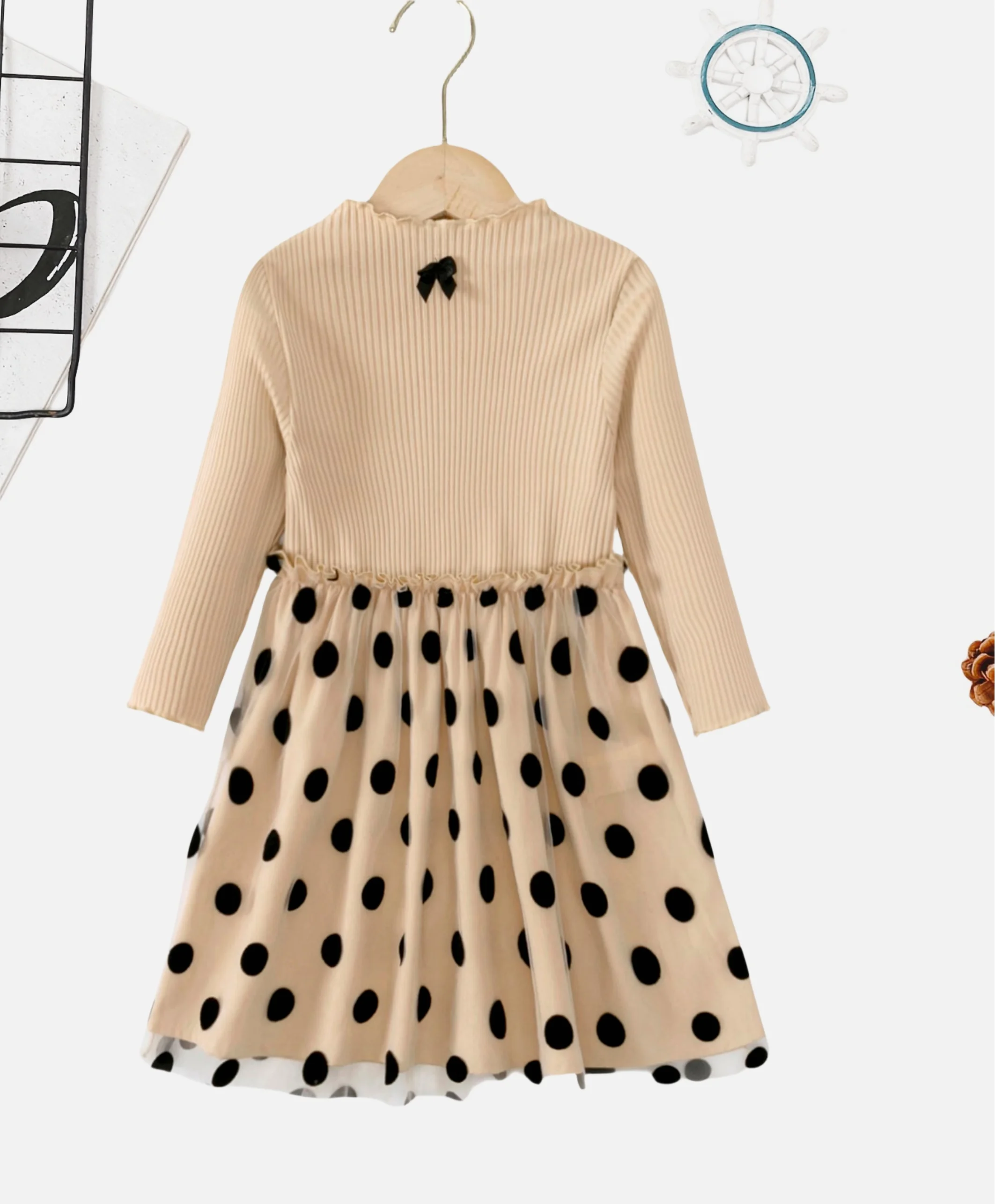 Long-sleeved girls' dress, beige with classic black dots and bow embellishment, fresh and cute