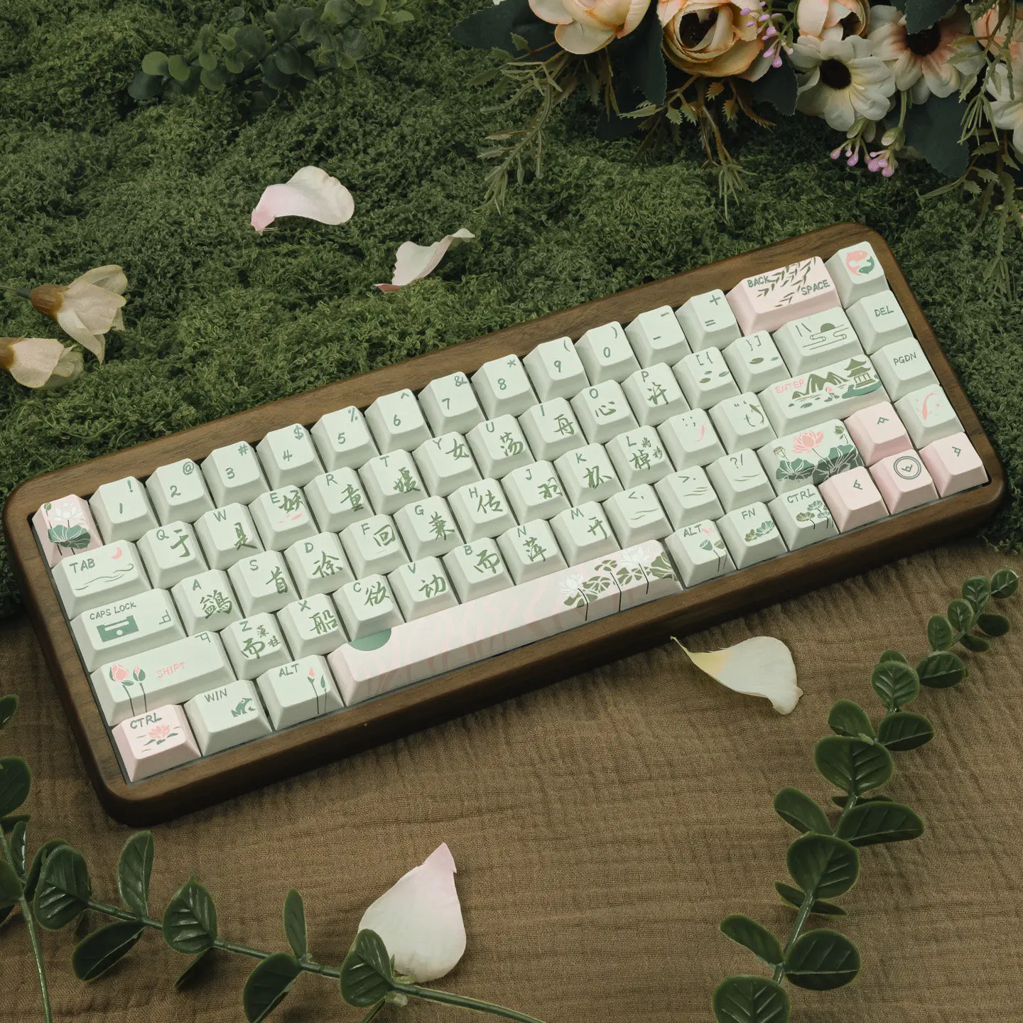 Moonlight keycap PBT material sublimation green small fresh mechanical keyboard pink original factory height adaptation
