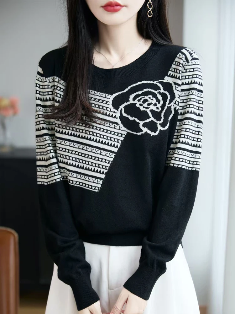 

Early Autumn Knitted Floral Embroidery Base Shirt Women's Fashionable Inner Wear Top Large Size Autumn Winter Sweater