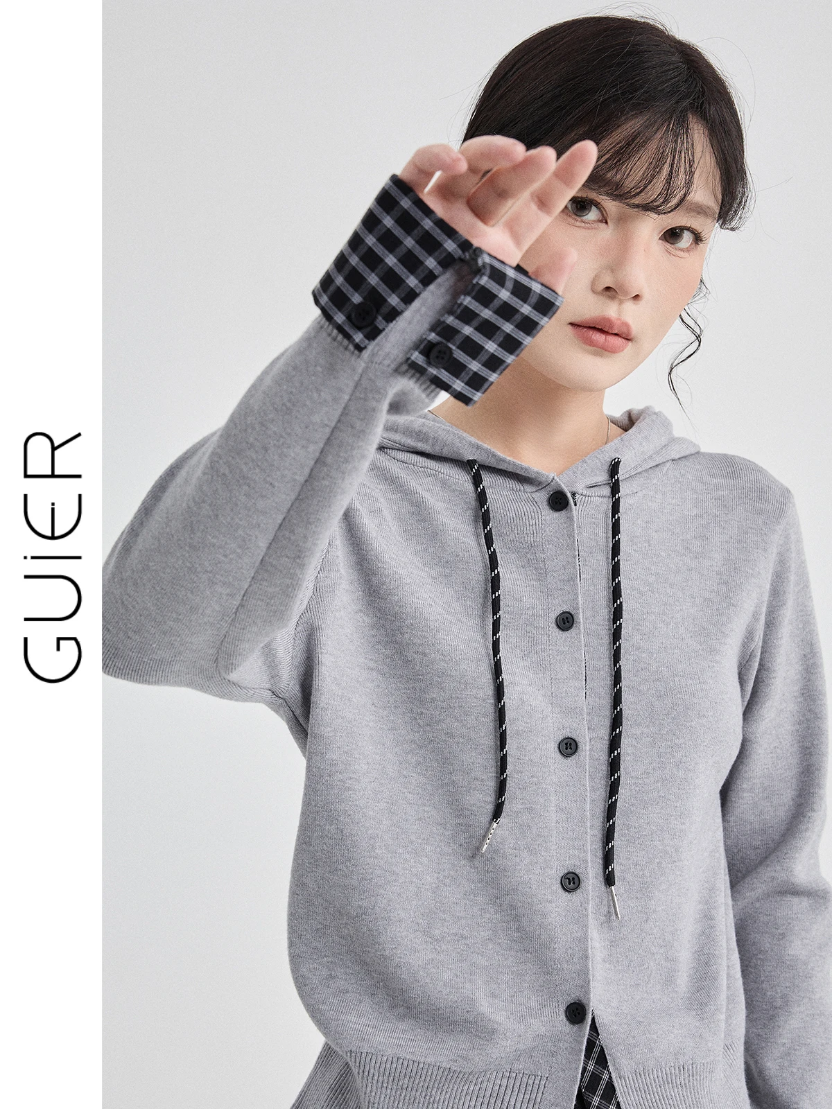 

Guier Knitted Casual Hoodie Women's Spring 2026 Plaid Patchwork Fake Two-Piece Long Sve Button-Up Cardigan Versatile Leisure
