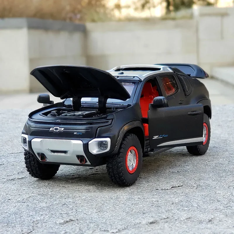 1:32 Chevrolet Colorado ZH2 Alloy Car Model Diecast Toy Off-road Vehicles Car Model Simulation Sound Light Collection Kids Gifts