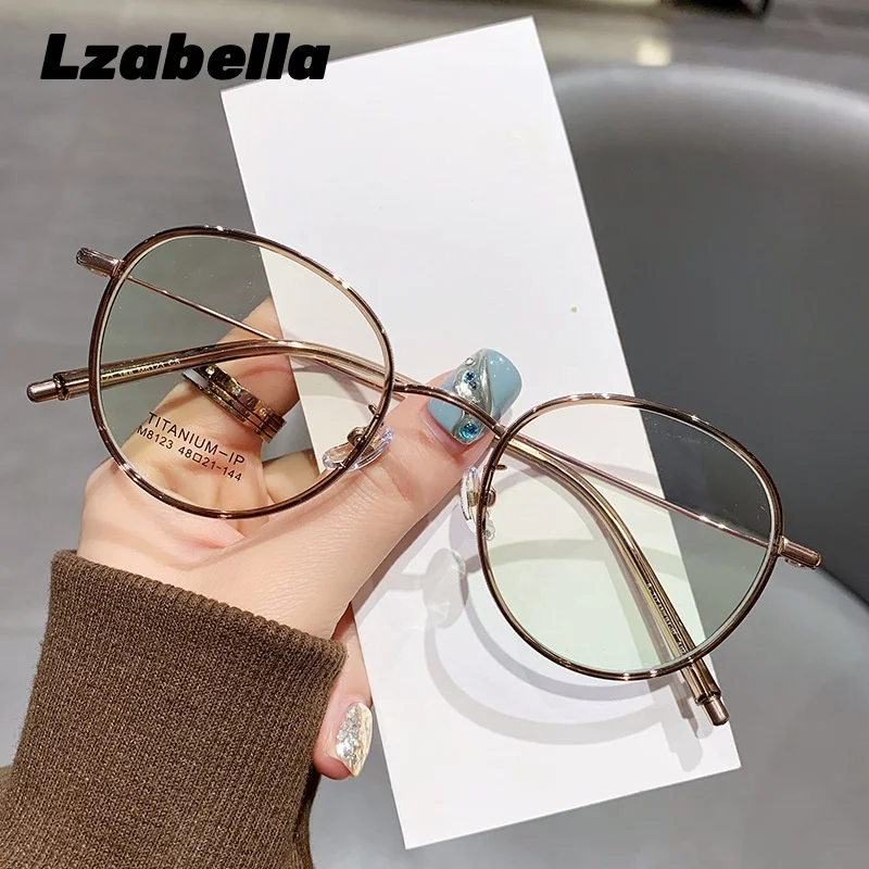 

Lzabella Ultra-light Titanium Glasses Frame Round TR90 Men and Women Fashion Trend Optical Prescription Eyeglasses 8123