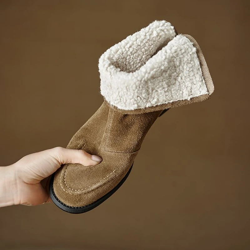 

НОВЫЕ осенне-зимние женские ботинки из коровьей замши, женская обувь с круглым носком на низком каблуке, ботинки челси на молнии, повседневные короткие ботинки