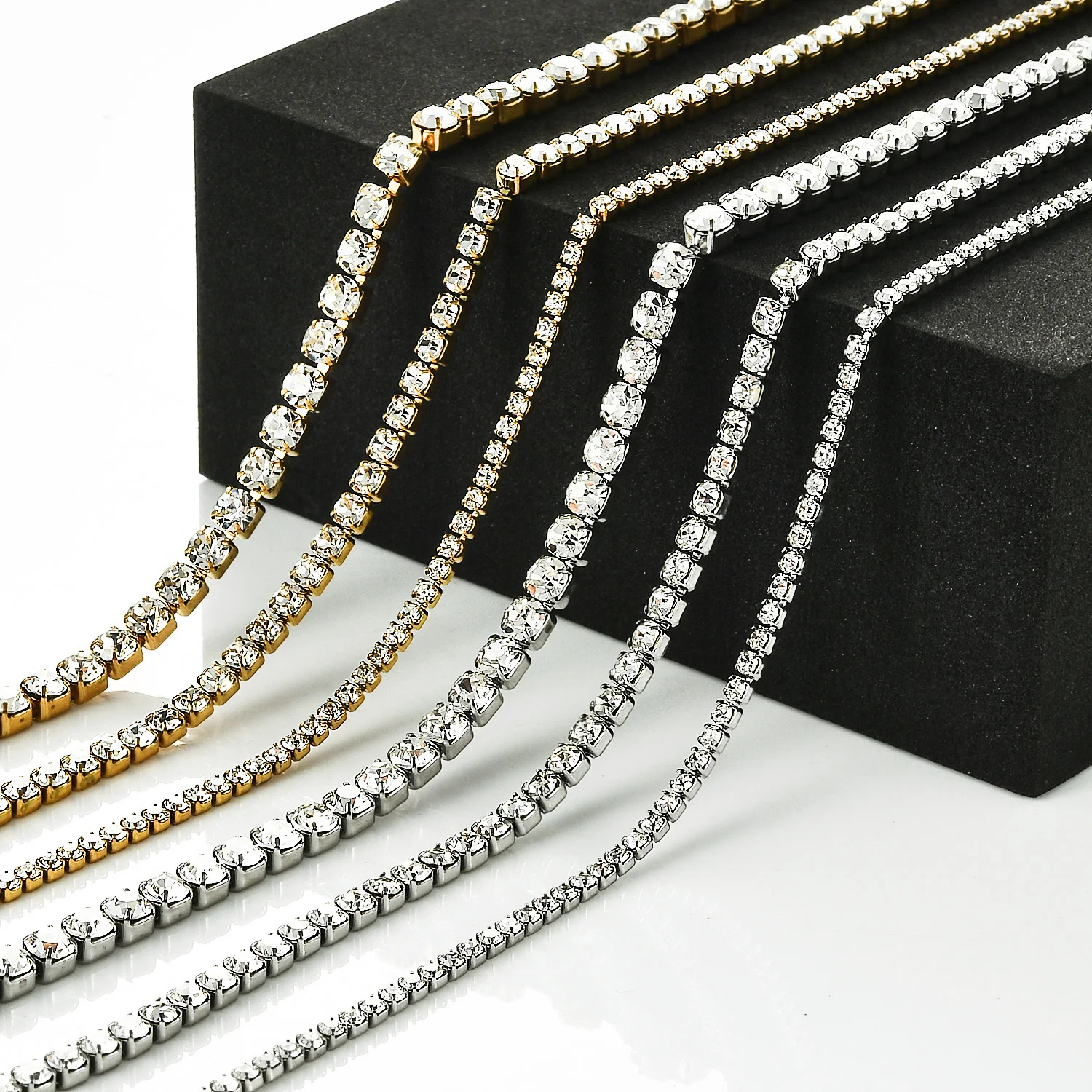 Stainless Steel Shiny Necklace For Men Women Gold Silver Color  Width 2/3/4MM Choker Necklaces With Rhinestones Jewelry Gifts