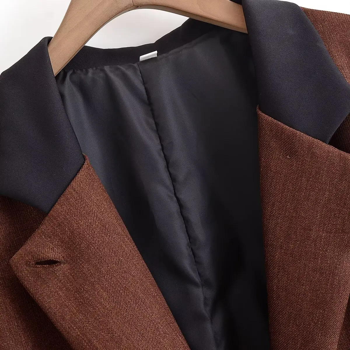 سترة نسائية قصيرة جديدة ذات طراز عتيق وياقة واقفة مع تصميم كتلة ألوان واسعة الكتف ومريحة #3