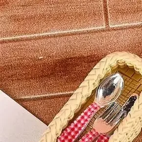 Home Decor Kid Play Toy Ornaments Gifts 3 Set Dollhouse Miniature Kitchen Toy Plaid Alloy Fork And Spoon Three-Piece Set Model