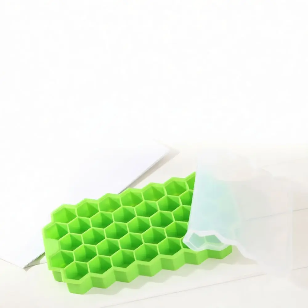 Silicone Ice Tray With Cover Durable Kitchen Gadget For Chilled Drinks Whiskey Cocktails Easy Release Grid Maker Box