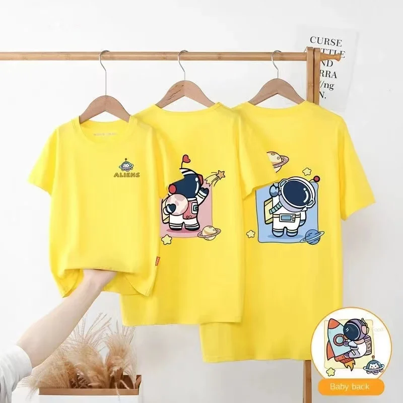 Dad Mom and Me Family Matching Clothes Cartoon Astronaut  T Shirts Daddy Mommy and Me Father Son Mother Daughter Outfits