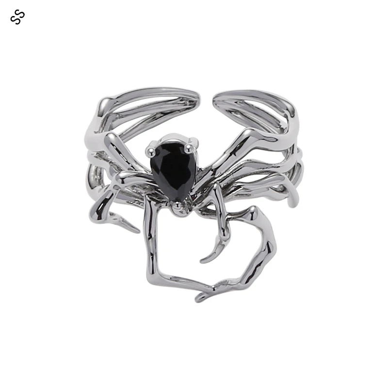 Trendy Metal Spider Ring for Women - Unique Minimalist Design, Adjustable Open Finger Fashion Accessory, Perfect for Daily Wear