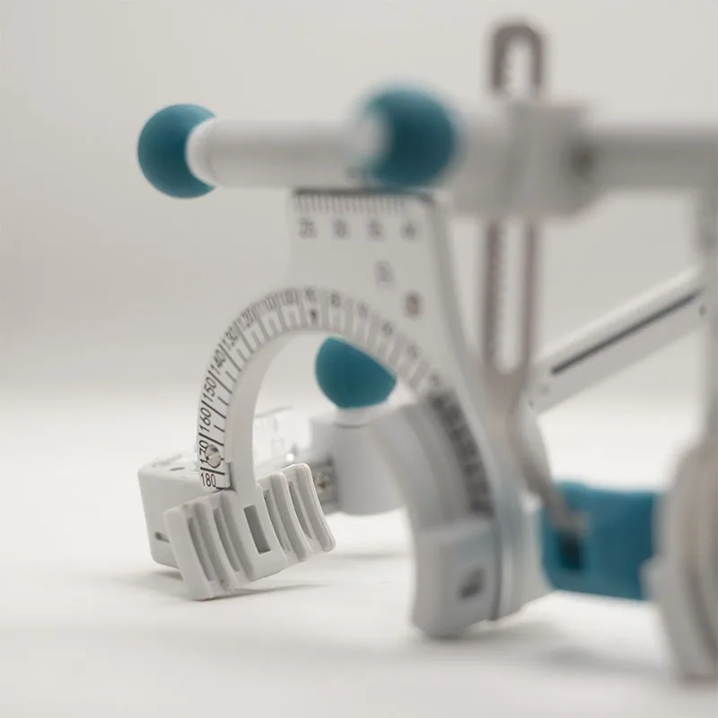 Optometrie-Instrument TF-4880J Optik-Testlinsenrahmen PD-verstellbarer optischer Titan-Testrahmen ohne Halbrand