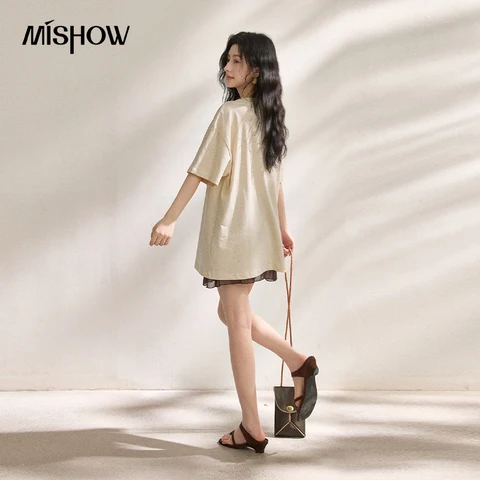 Женская футболка MISHOW с принтом кота  MXF24T1635