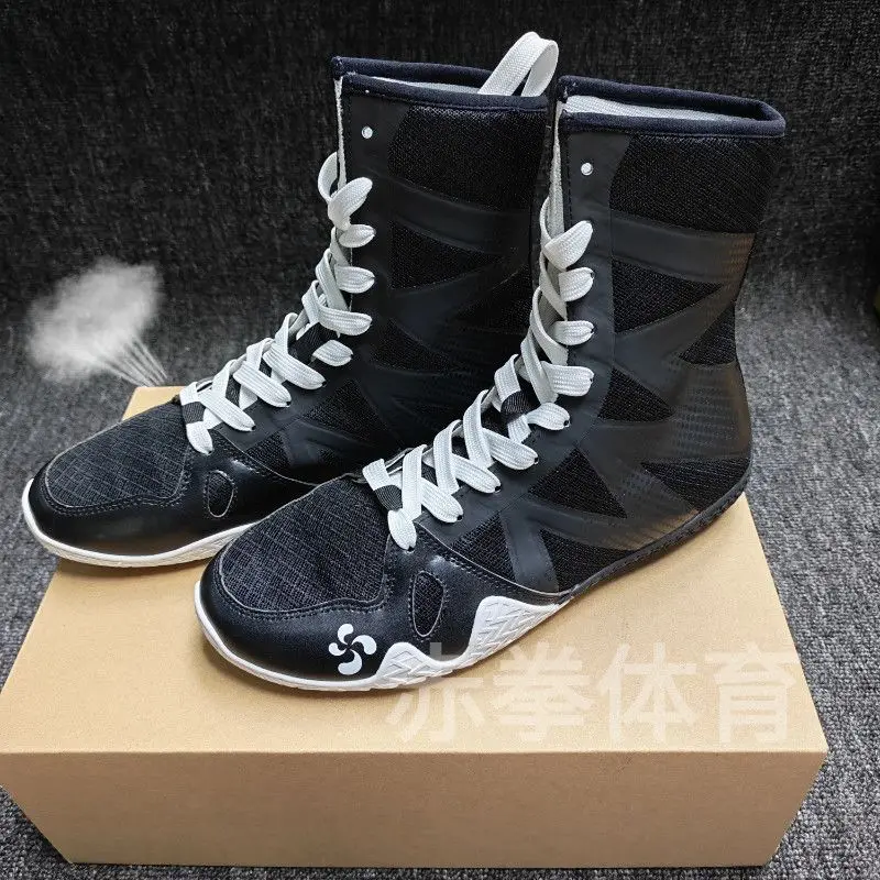 2025 Non-slip lightweight boxing shoes Indoor fitness training wrestling shoes Men's and women's large size sneakers Good