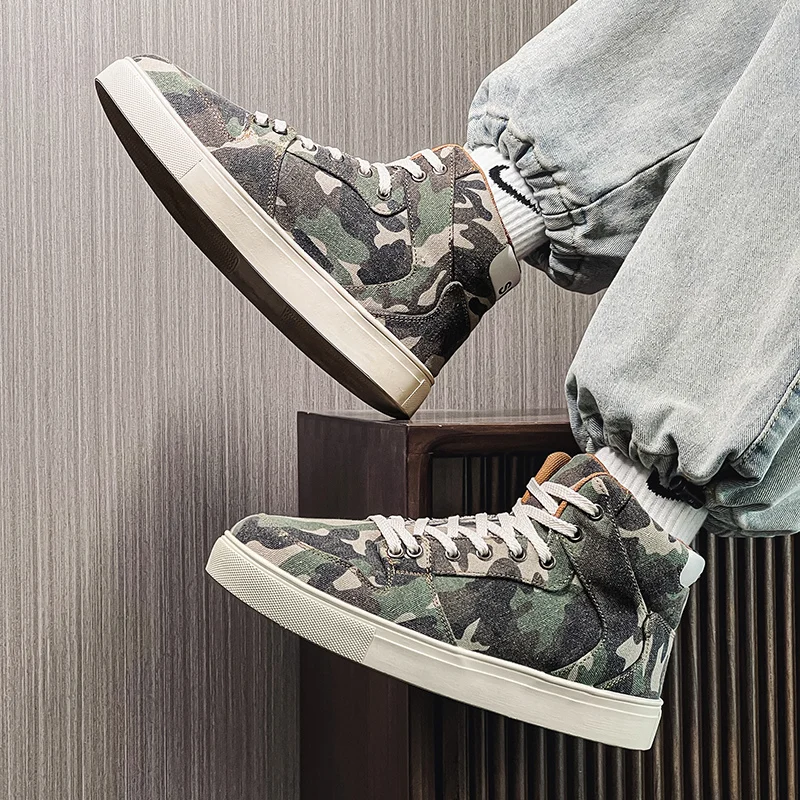 New Autumn Camouflage Canvas Shoes Men High top Vulcanized Shoes Plus size 46 47 Comfortable Sports Skateboard Sneakers For Men