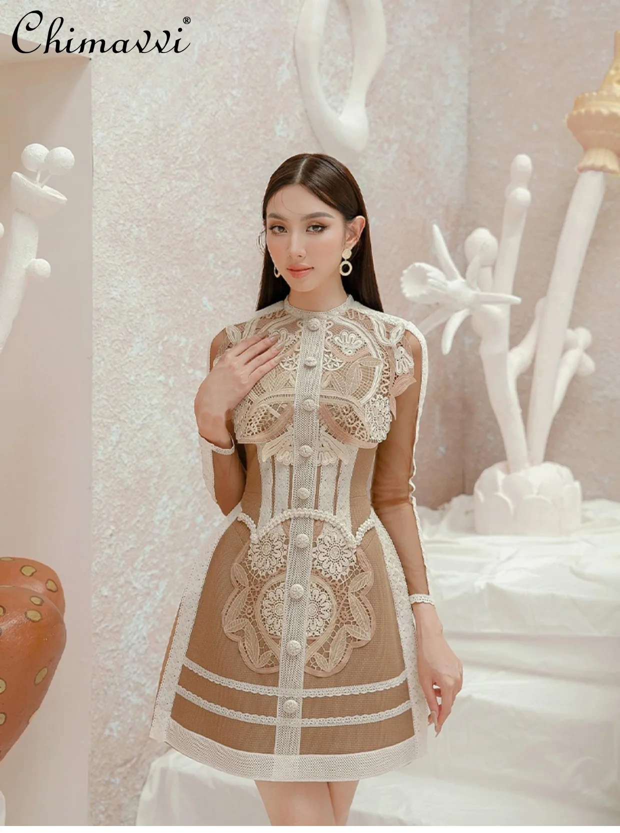 

2024 Women Summer Dress Noble Elegant Embroidery Hollow Flower Striped round Neck Lace Long Sleeve High Waist Short Dresses