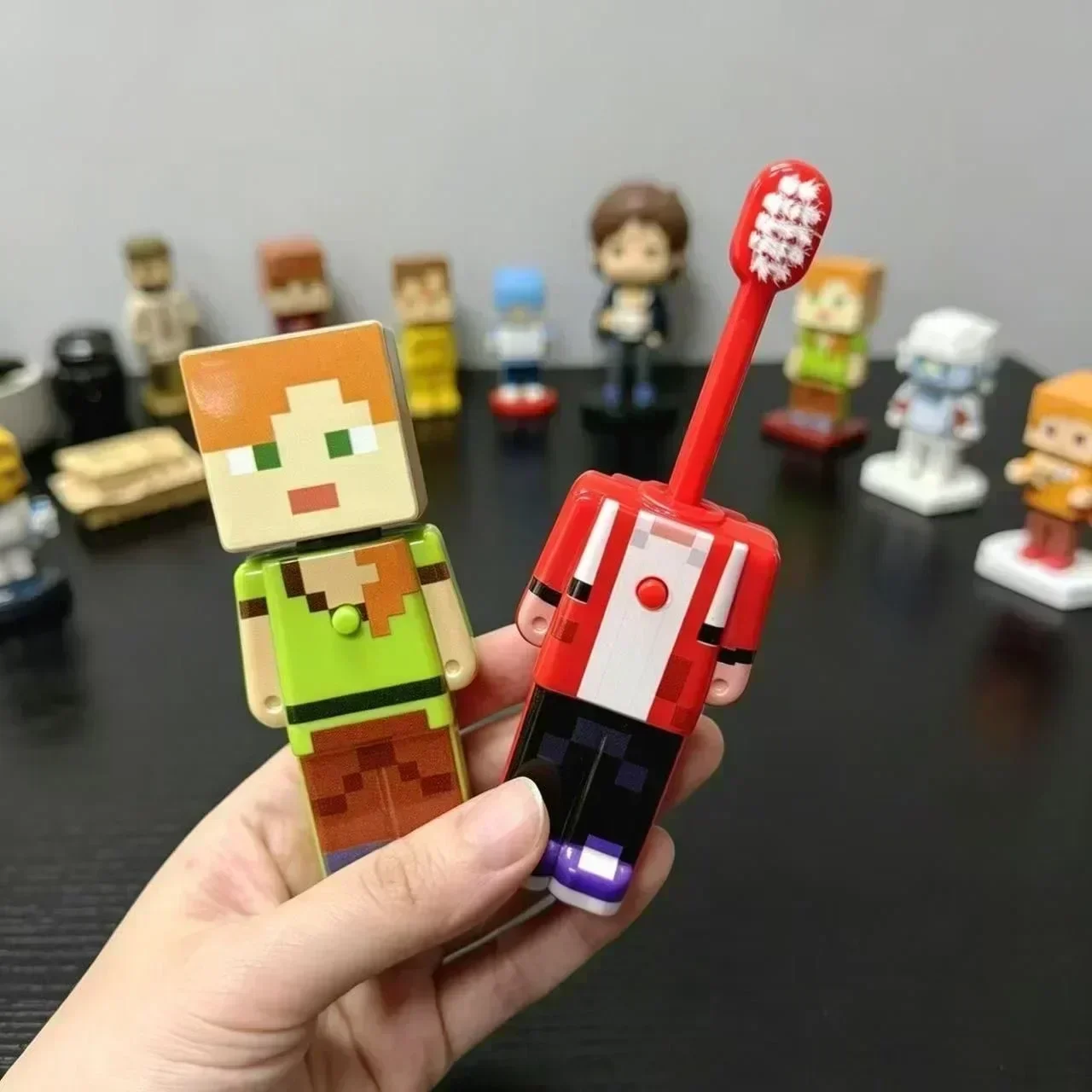 AUF LAGER: Heiße Anime-Welt, skalierbare Zahnbürste, niedliche MC-Figuren, transformierbare Zahnbürste mit weichen Borsten, Geschenke mit feinen Borsten – Detail 2