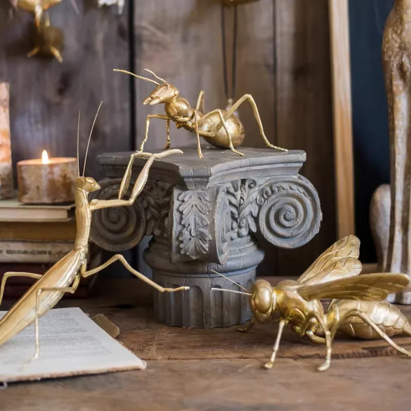 

Creative Classical Insect Golden Ornaments,Bee Praying,Mantis Ants Crafts, Home Living Room, Bedroom, Office, Desktop Decoration