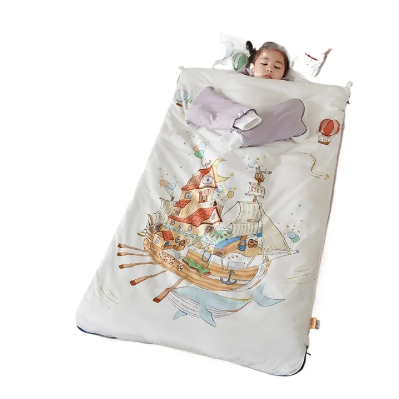 

Silk sleeping bag