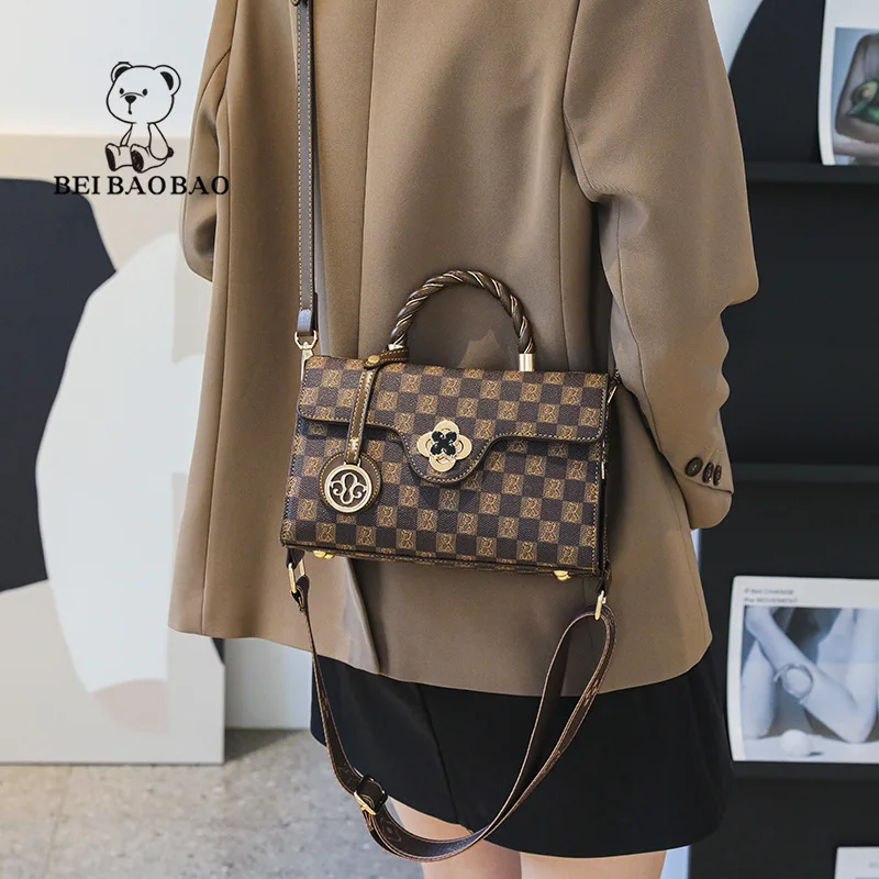 Beibaobao Small Square Bag Bear Design New Fashion Woman Bags Versatile One Shoulder Crossbody Bag Women\'s Handbag Trend 2024