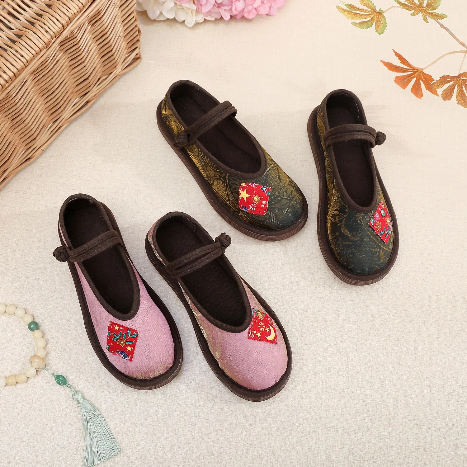 2026 summer new product fragrant cloud yarn zen new Chinese retro lasagna cloth shoes hand-stitched oneword buckle women's shoes