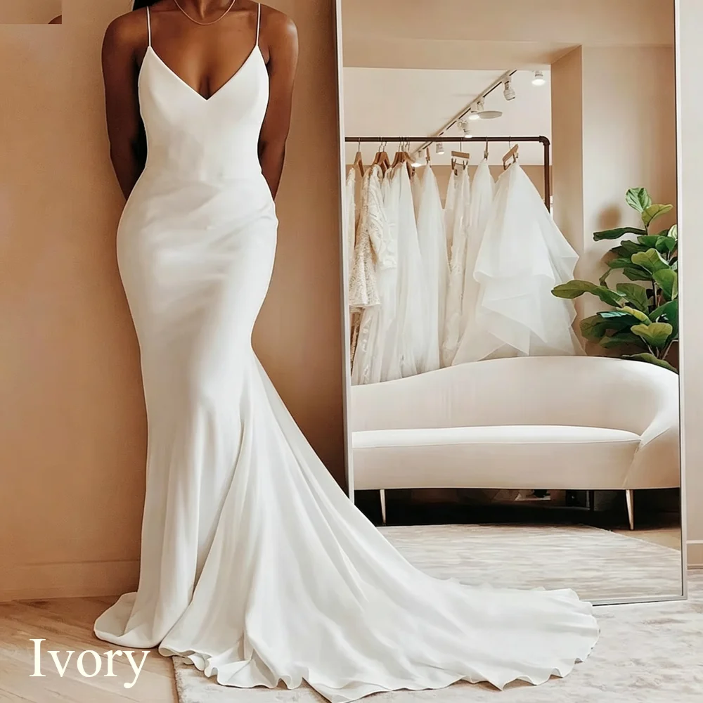 Vestido de novia de satén Simple moderno personalizado con cuello en V tirantes finos sin espalda Formal plisado vestidos de novia tren de barrido