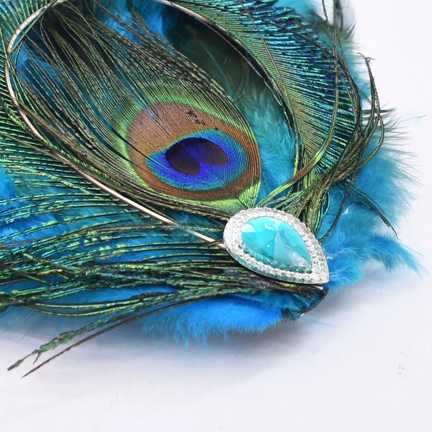 Women Peacock Feather Hair Clip with Blue Tears Rhinestone Latin Dance Party Fascinator Wedding Bridal Hair Fan-shaped Jewelry