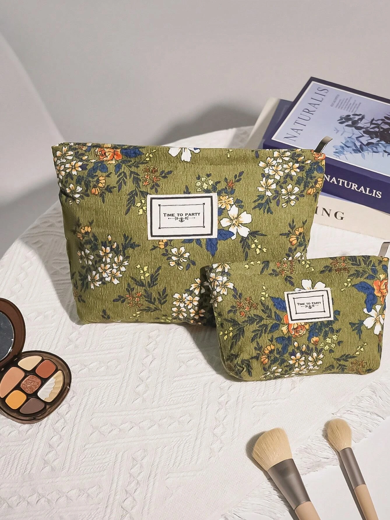 Olive Green Zipper Closure Cosmetic Bag With Flower Print Vintage Pattern Corduroy Makeup Bag Multifunctional Portable Pouch