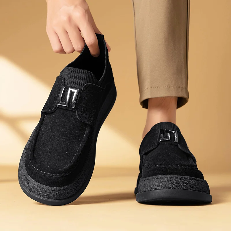 موضة الكاكي حذاء كاجوال للرجال جلد الغزال المتسكعون الرجال منصة الانزلاق على أحذية قيادة رجالية خفيفة الوزن الترفيه حذاء رجالي