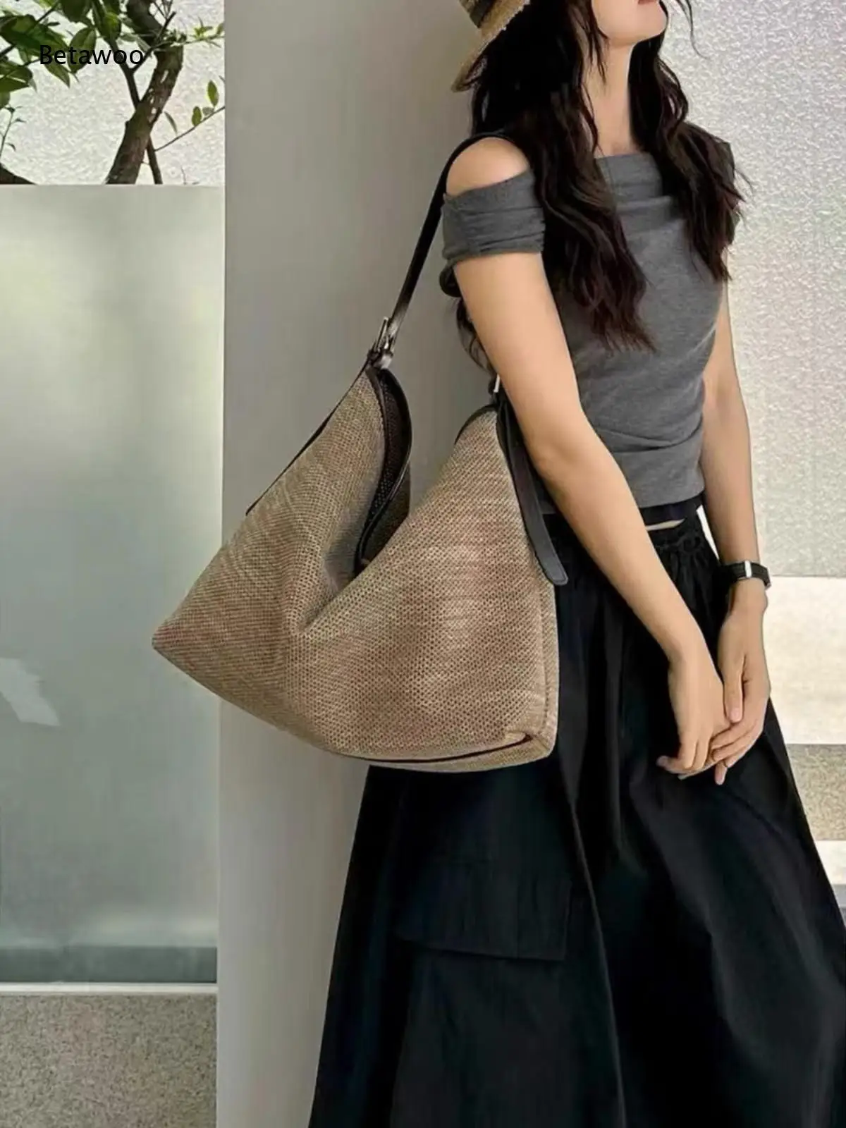 2026 Linen Texture Triangle Tote Bag Khaki Women Large Capacity Single Shoulder Handbag Summer Casual Bag