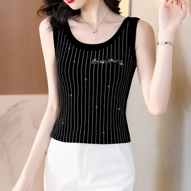 Luxury Rhinestones Striped Vest Women Elegant Temperament Sleeveless Slim Crop Tops Korean Fashion Black White Summer Tank Top