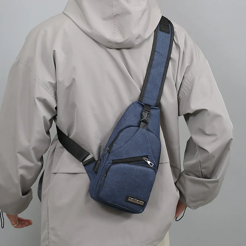 New Casual Men's Chest Bag, Portable Single-shoulder Bag, Fashionable, Simple, Lightweight and Multi-functional Crossbody Bag