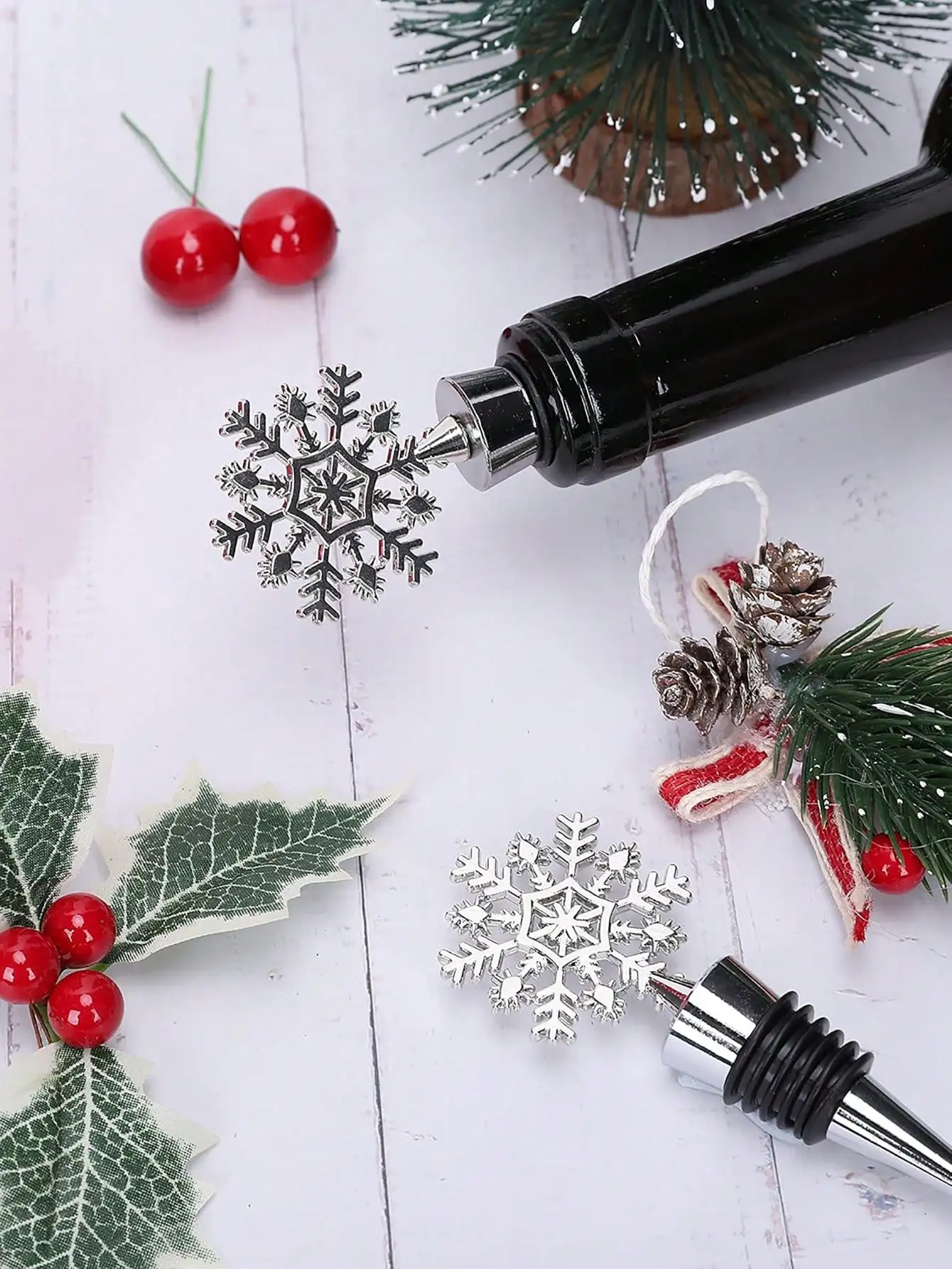 1Pc Christmas Snowflake Wine Bottle Stopper, Creative Metal Wine Preservation Stopper For Party Gift