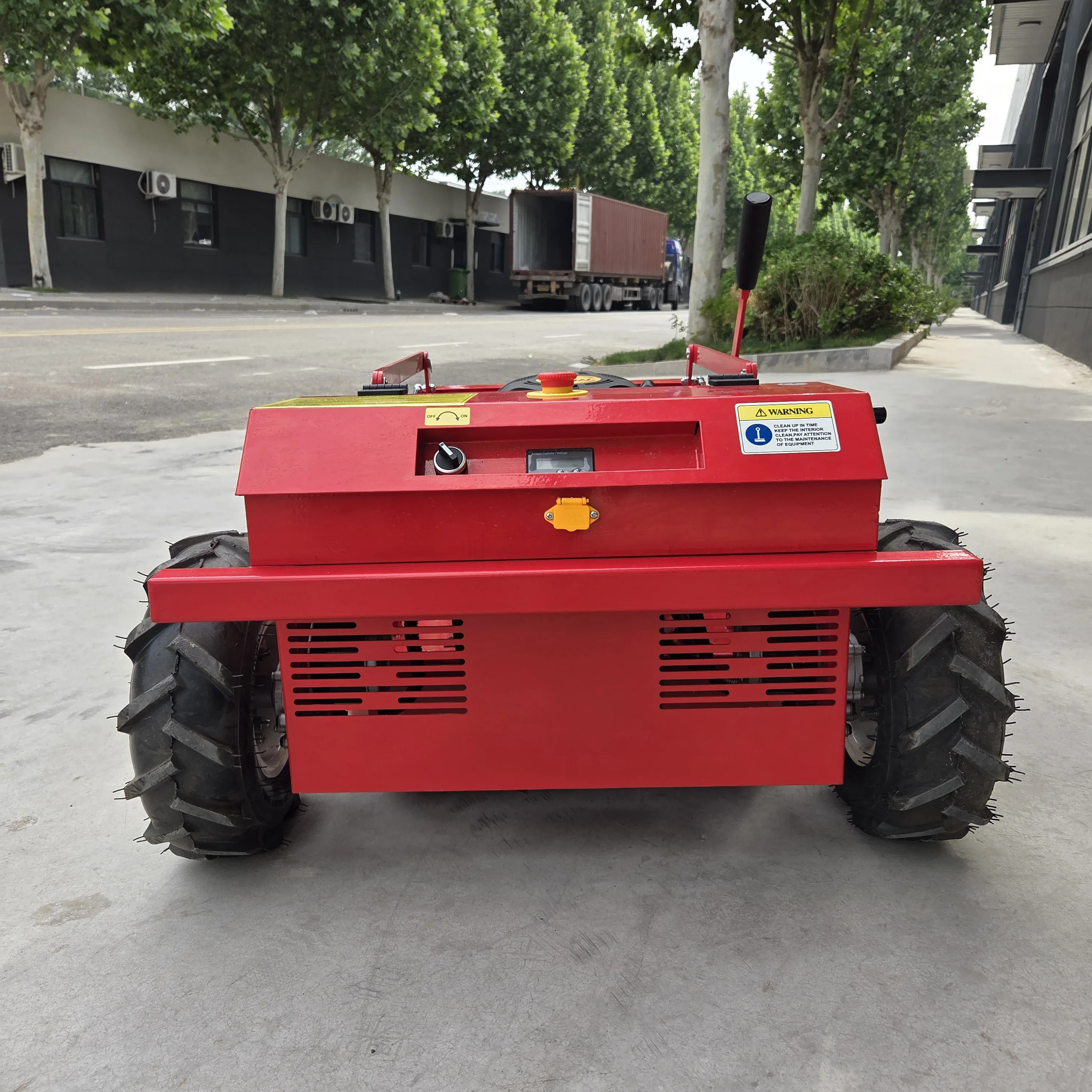 روبوت جزازة العشب الذكي ذاتي القيادة بالكامل، تسلق قوي، جهاز تحكم عن بعد لتقليم عشب الحديقة