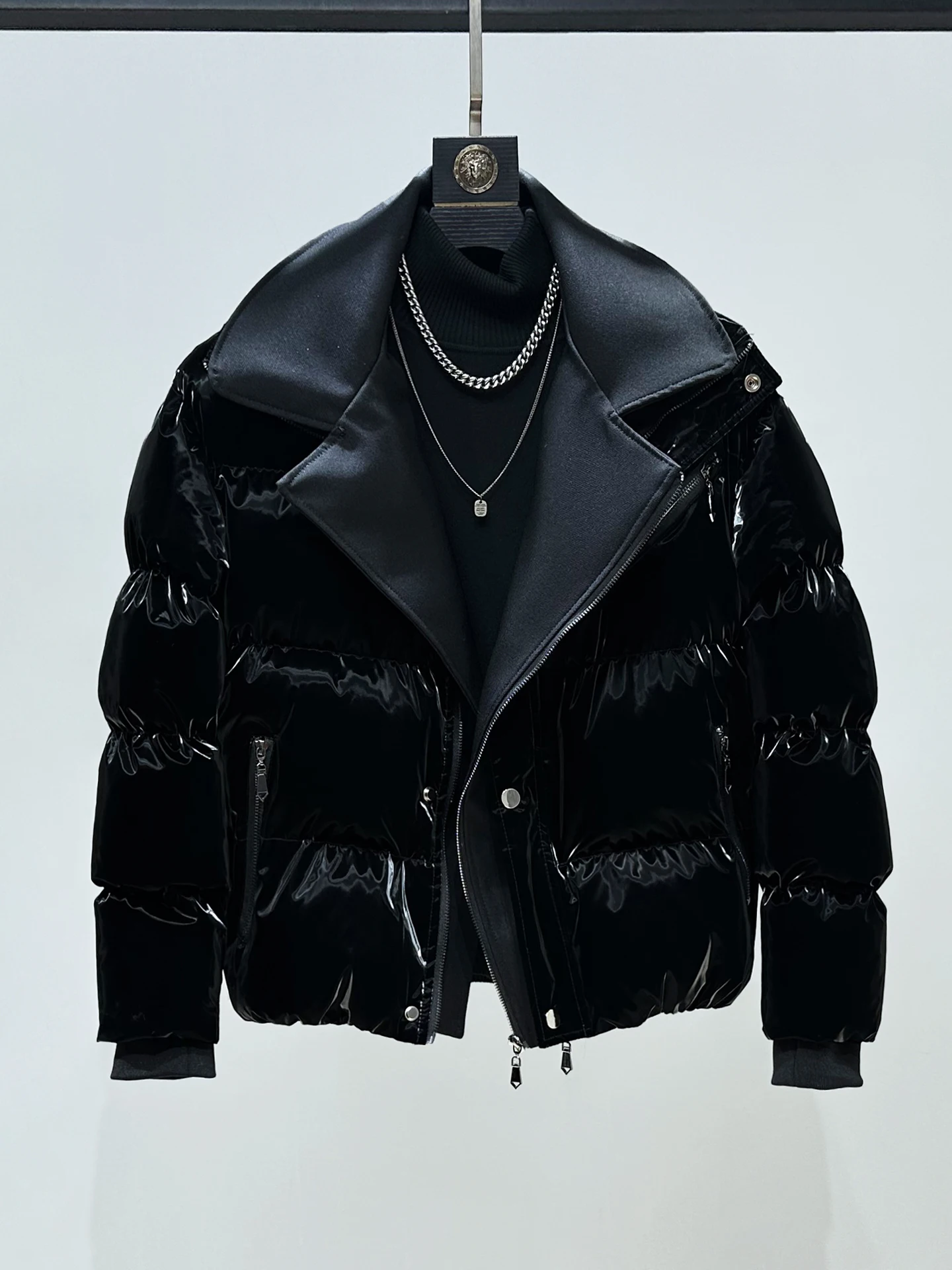 

Оригинальный дизайн, утепленная черная хлопковая куртка для мужчин, осенне-зимняя теплая верхняя одежда, молодежное модное пальто с цветными вставками