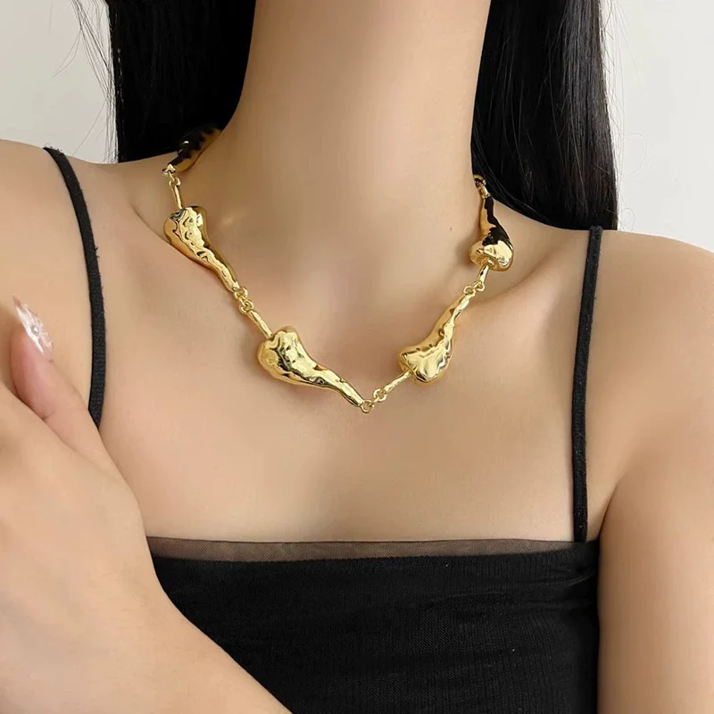 Retro Golden Oil-Dripping Red Pepper Patchwork Necklace For Women 2025 New Style Fashionable Elegant Trendy Jewelry Accessory